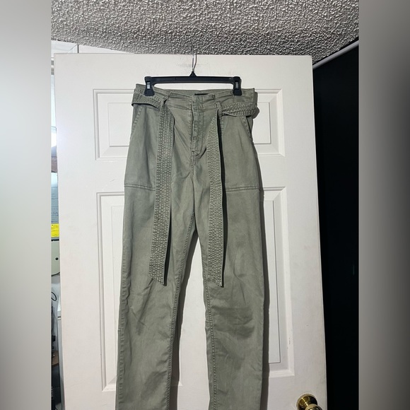 Topshop Pants - ❄️3/15 Top shop green tie pants